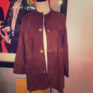 Beautiful Lined Soft Leather 1960’s Coat